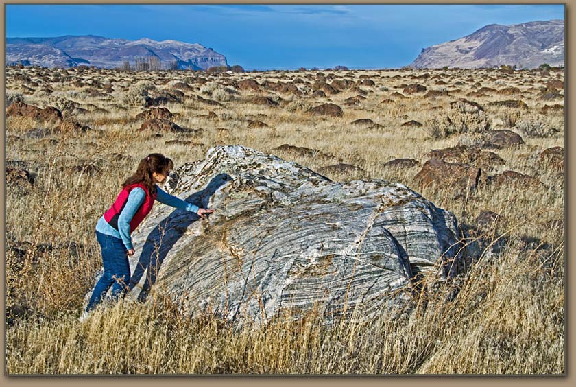 Lake Missoula Ice Age Flood bar erratic.
